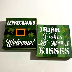 Set of 2 wall hanging ST Pattys Day decorations.